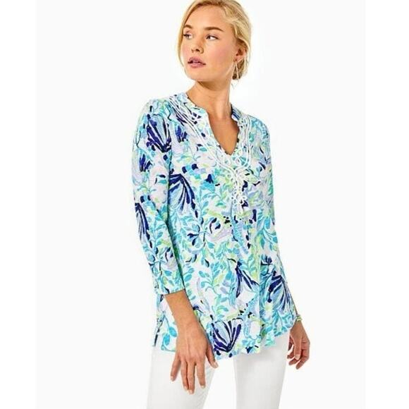 Lilly Pulitzer Tops - NWT Lilly Pulitzer Kaia Knit Tunic Resort White Shell Beach Medium